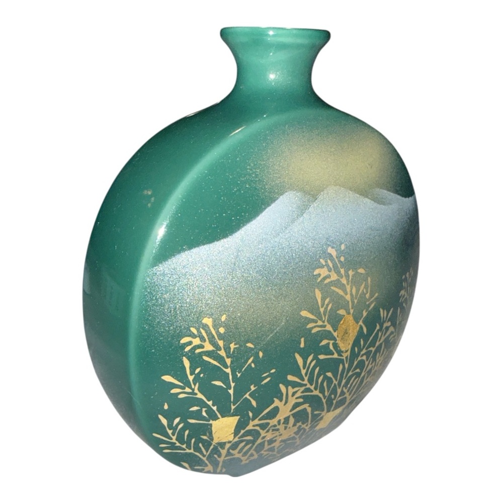 Kutani ware porcelain flower vase EUC